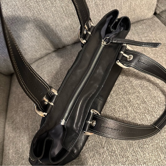 COACH Black Leather SoHo Medium Tote - Picture 8 of 11